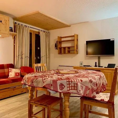 Apartment Le Loft Lanslevillard